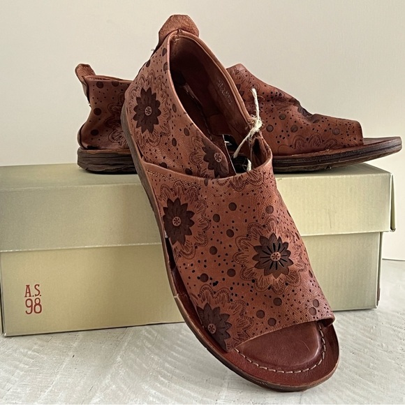 A.S.98 Women's Boho Reiley Floral Whiskey Brown Leather Sandals EU 41 US 10 NWT - Picture 1 of 13